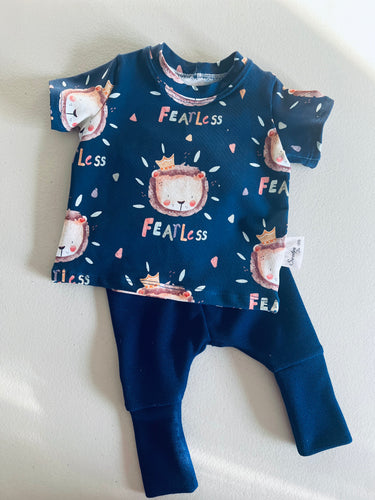 T- Shirt & Pants Set