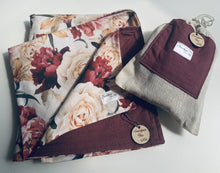 Load image into Gallery viewer, Linen Flower Garden Quilt Set